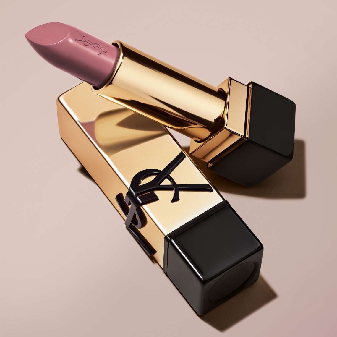DISCOVER THE NEW ROUGE PUR COUTURE COLOR AND CARE LIPSTICK